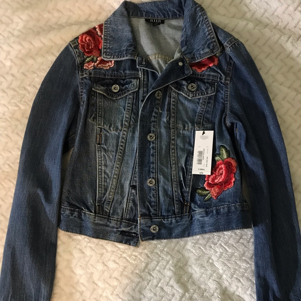 A.n.a Jean jacket WITH TAGS